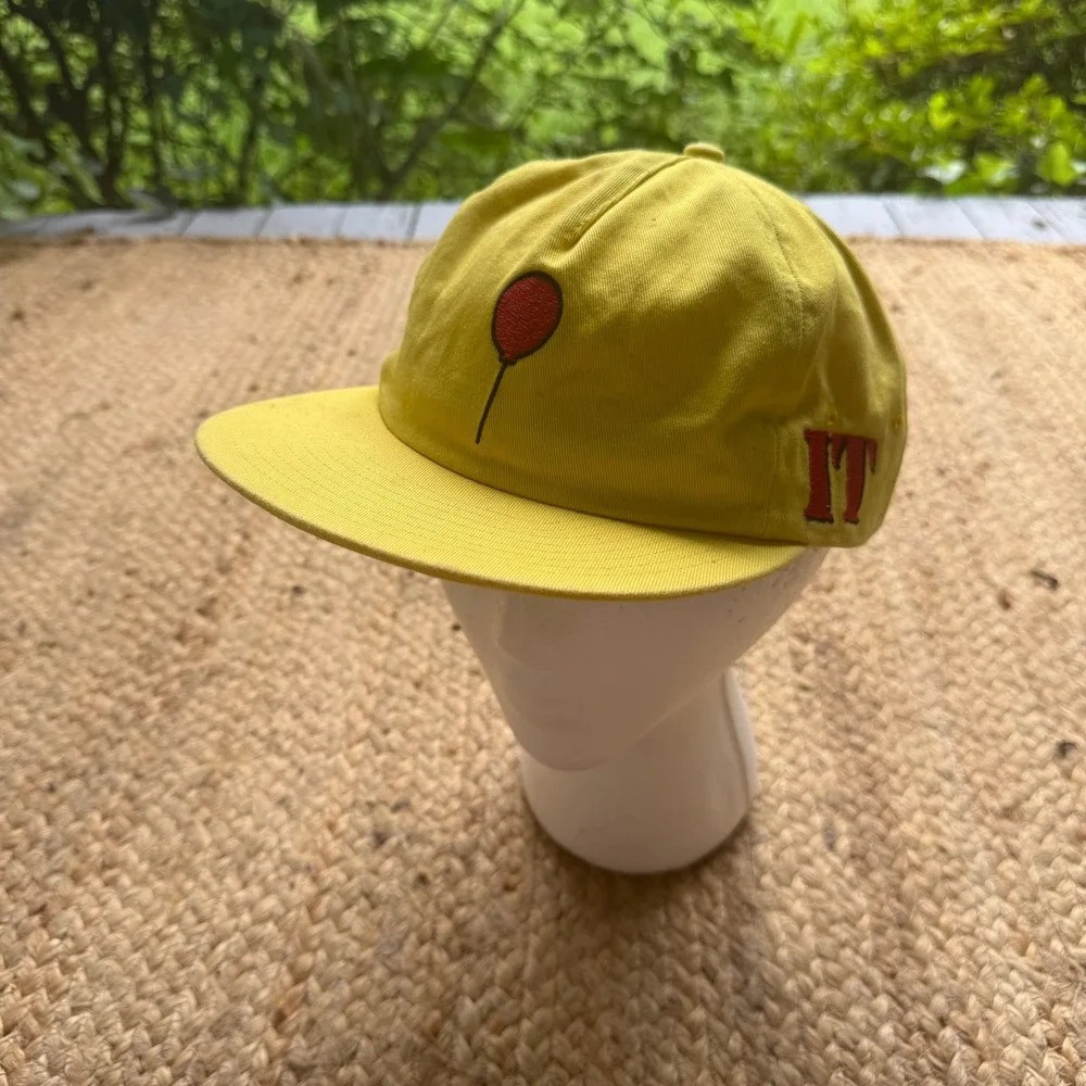 Vans x IT Stephen King Pennywise Red Balloon Yellow Strapback Hat Cap Halloween